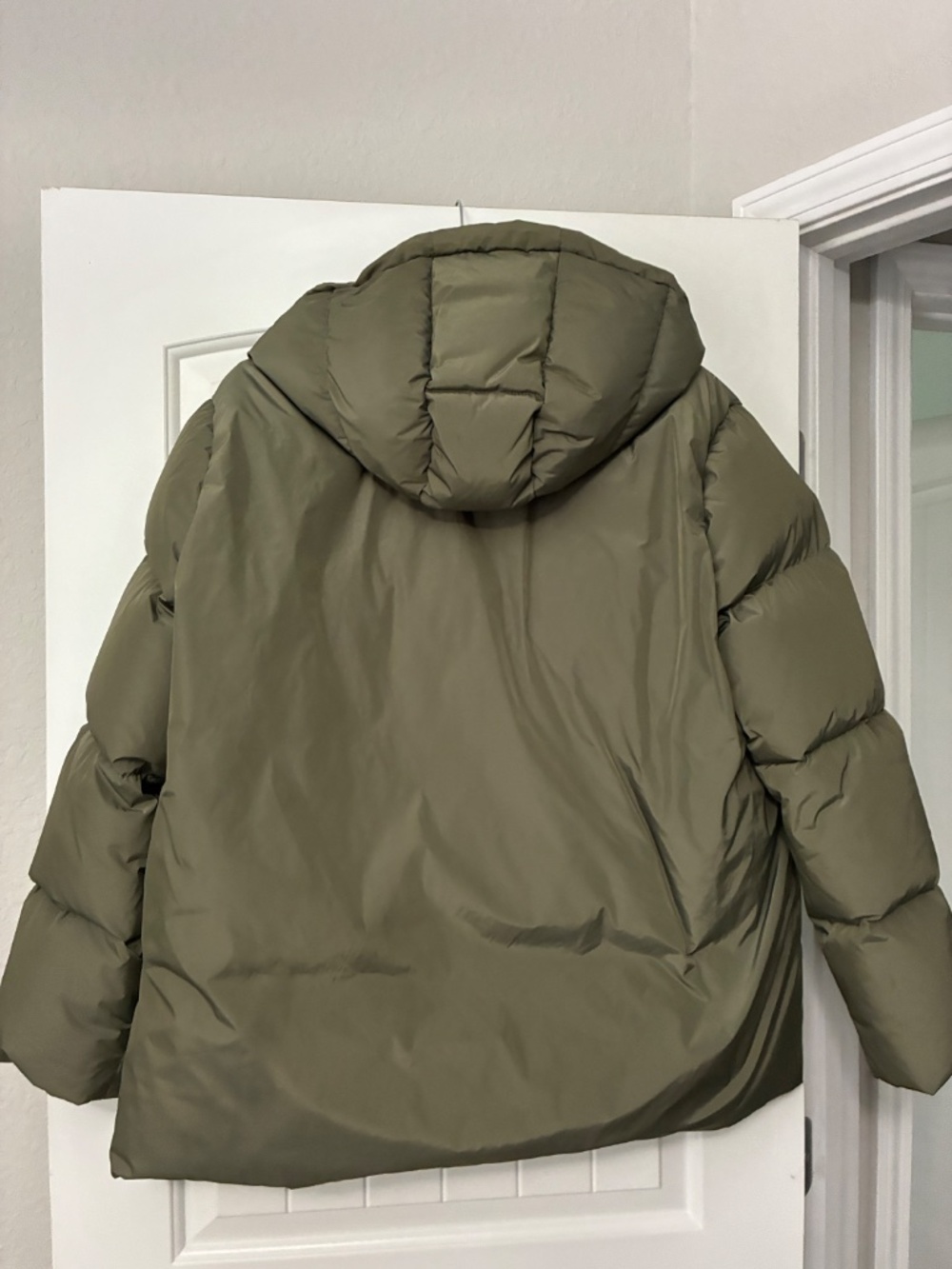 Jenni Kayne Large Down Puffer Jacket Olive Green - Picture 6 of 7